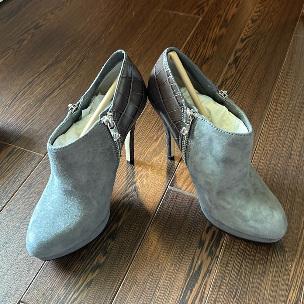 Michael Kors grey suede and snakeskin leather heels. New without box. Size 7.